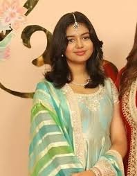 aaradhya bachchan height